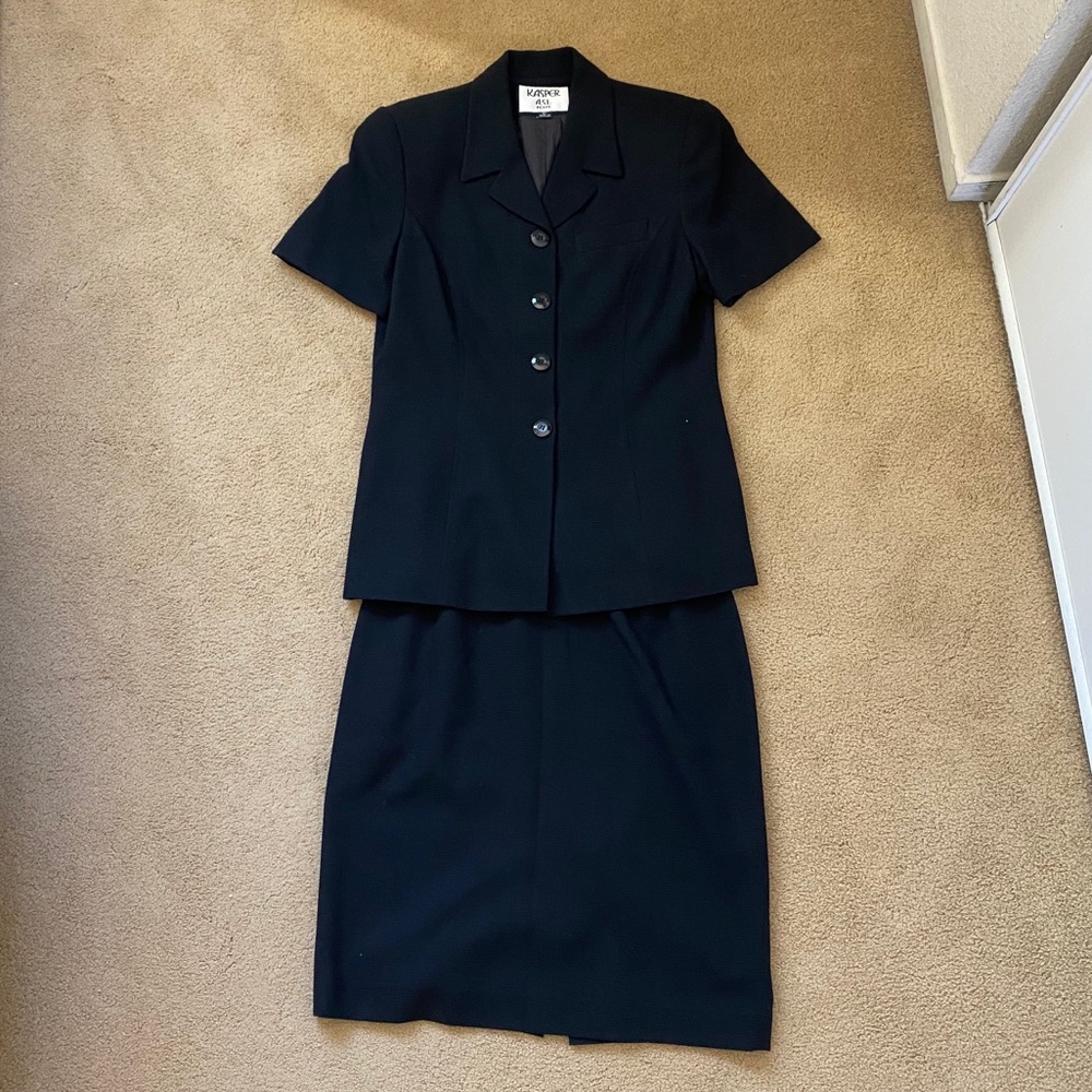 Two piece set
